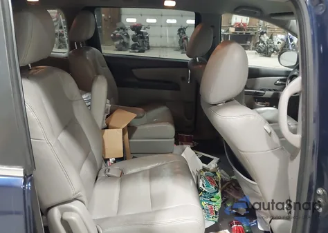 2014 Honda Odyssey Lx z USA, uszkodzony, nr VIN 5FNRL5H2XEB067764